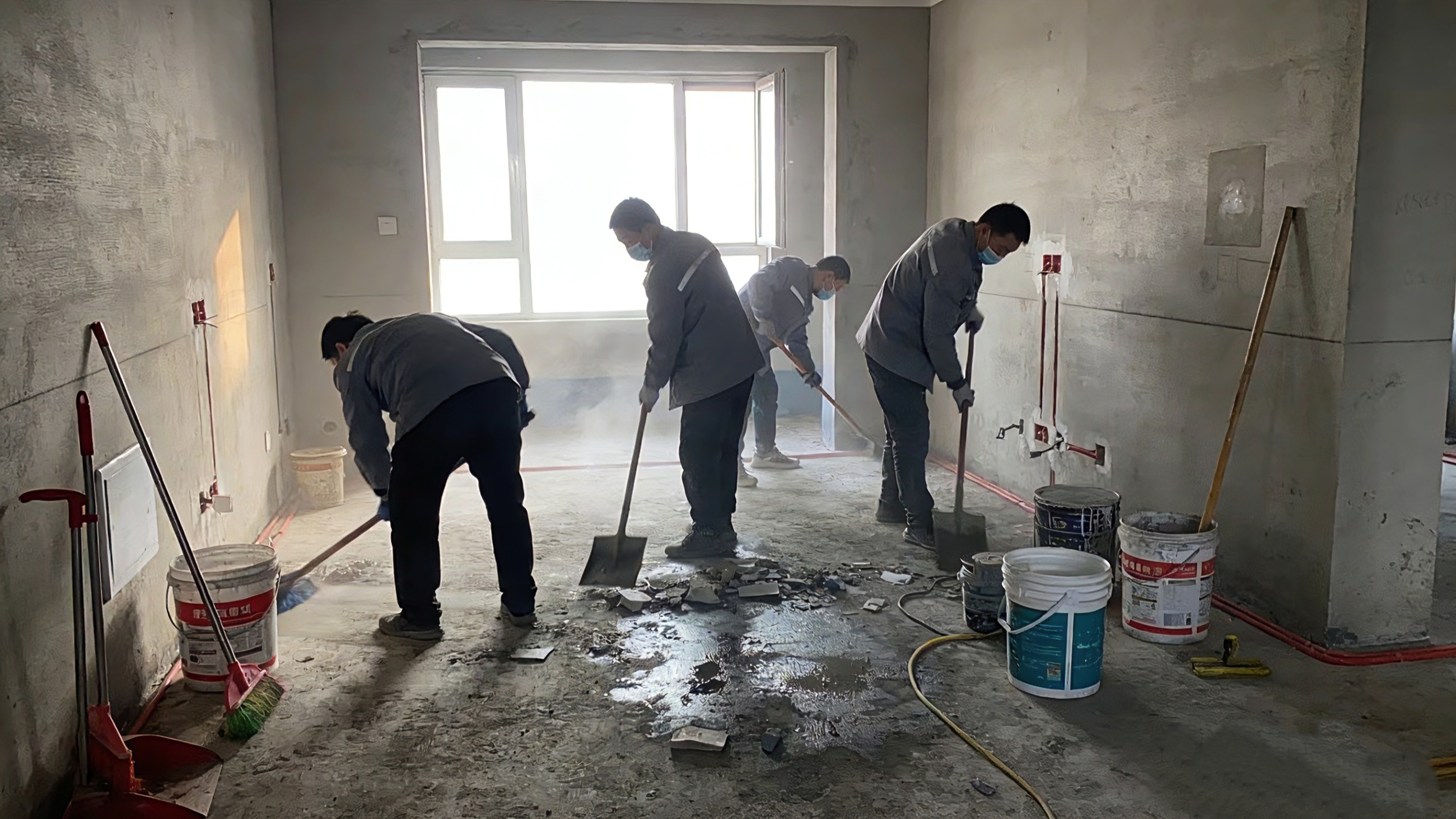 <strong>工程开荒服务</strong>